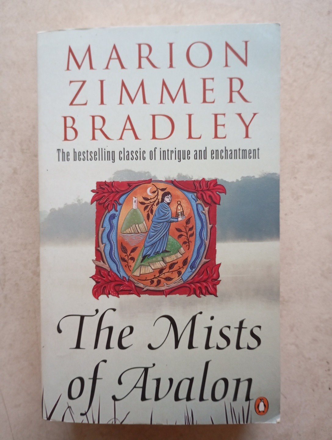 The Mists of Avalon by Marion Zimmer Bradley (Paperback,1993)