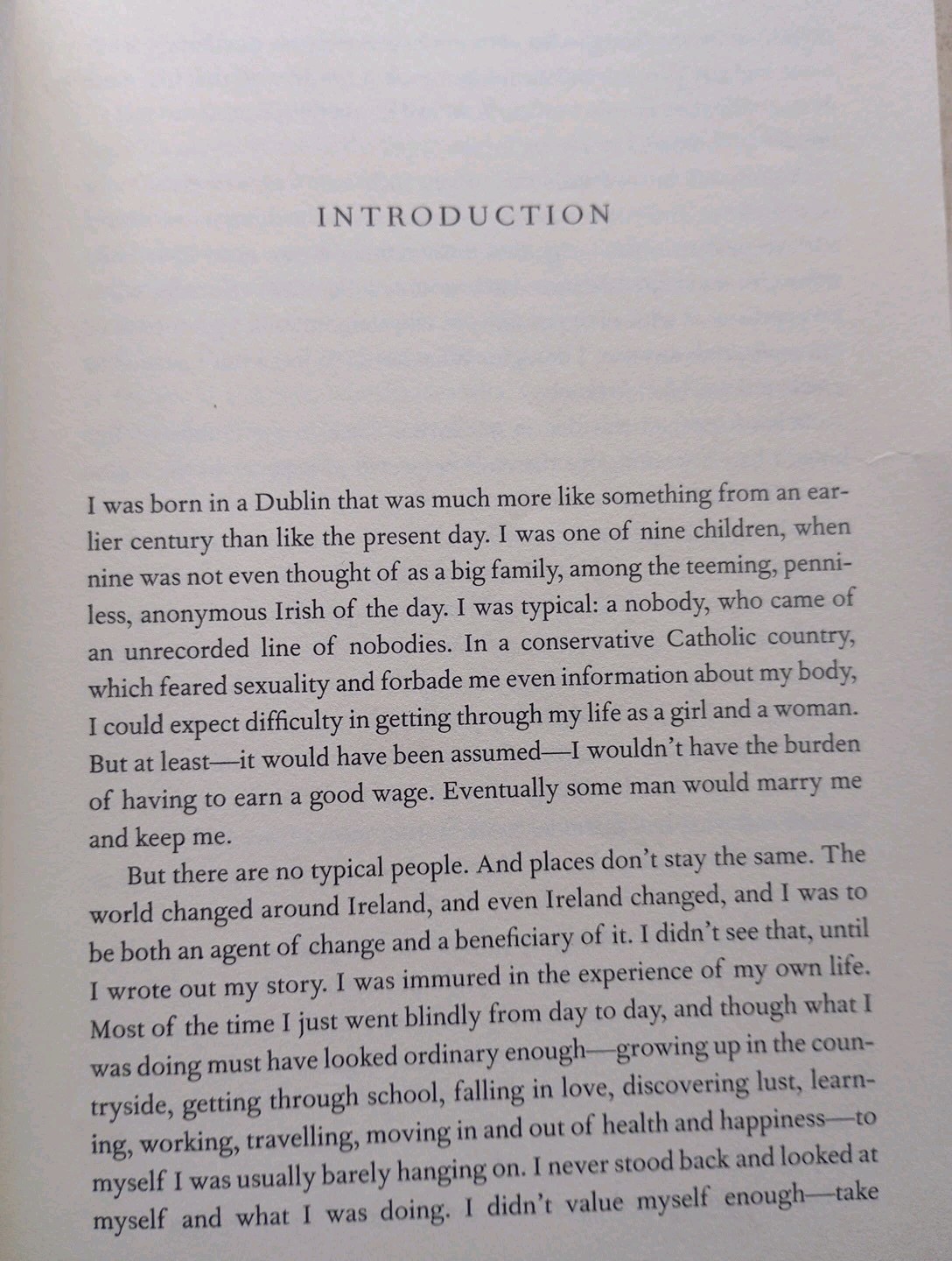 Are You Somebody?: The Accidental Memoir by O'Faolain Nuala (Paperback, 1999) - Image 6