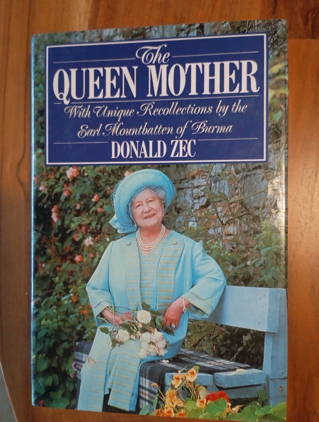 The Queen Mother By Donald Zec (Hardcover, 1990)