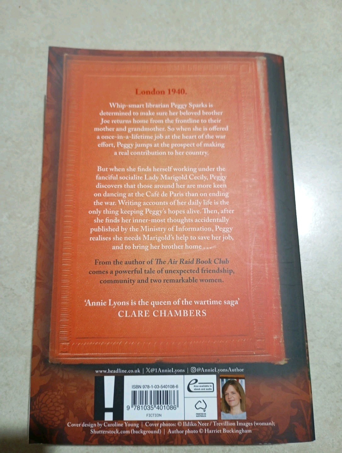 A Girls' Guide to Winning the War by Annie Lyons (Paperback,2024) - Image 3